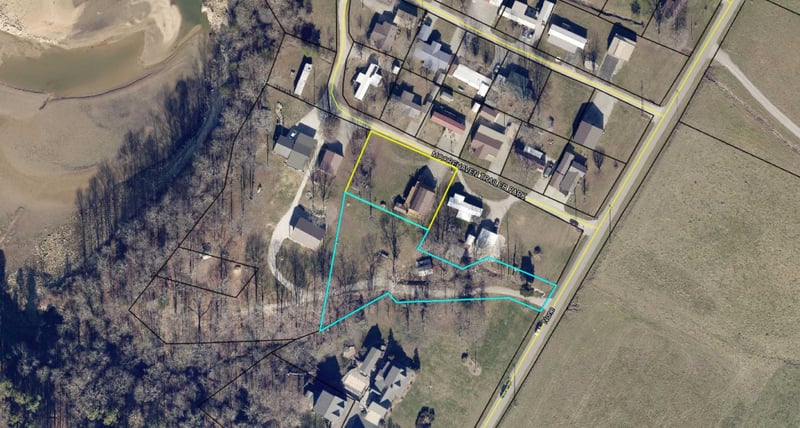 198 Moore Haven Cir, Cub Run, KY 42729