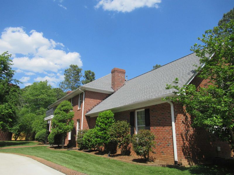101 Silo Dr, Chapel Hill, NC 27514