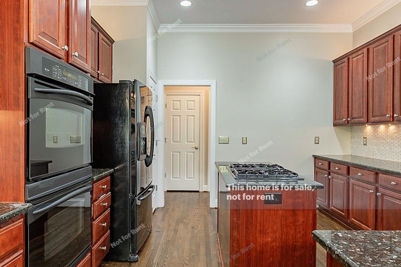 1046 Bellenden Dr, Durham, NC 27713