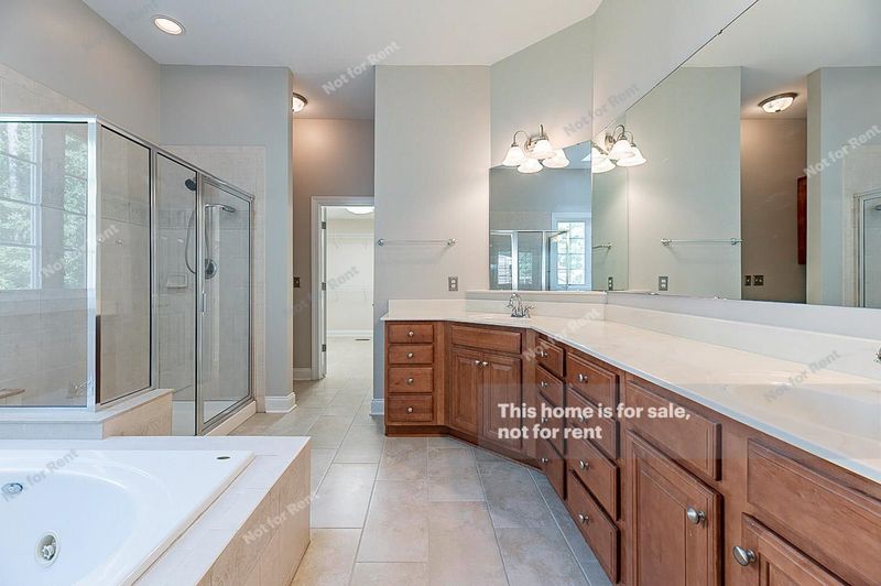 1046 Bellenden Dr, Durham, NC 27713