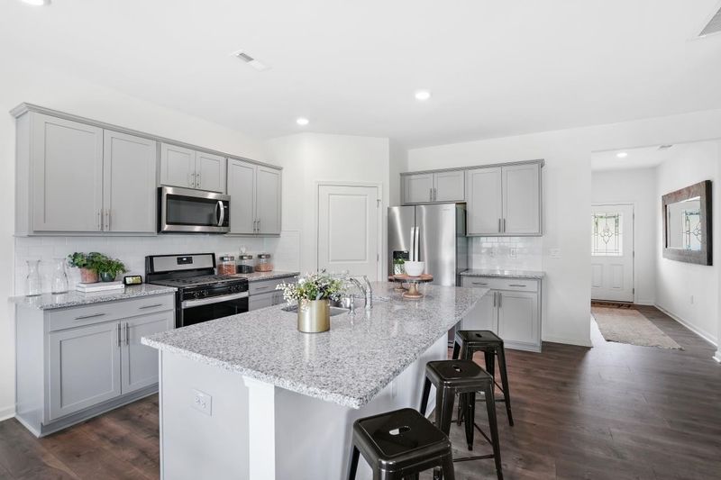 105 Baker Farm Dr, Youngsville, NC 27596