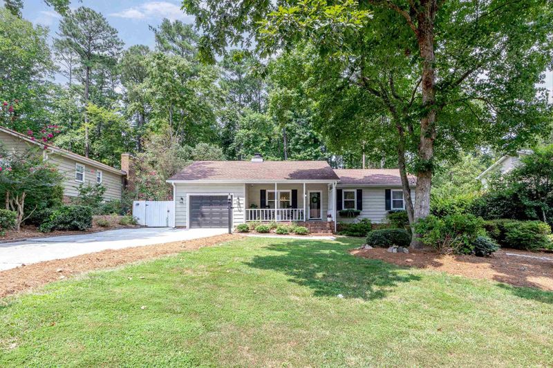 108 Trappers Run Dr, Cary, NC 27513