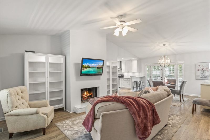 108 Trappers Run Dr, Cary, NC 27513