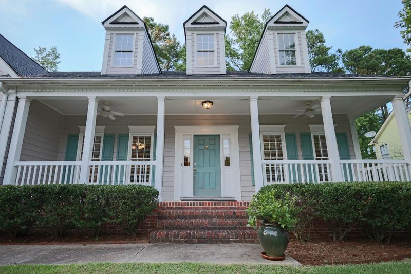 109 Wakehurst Dr, Cary, NC 27519