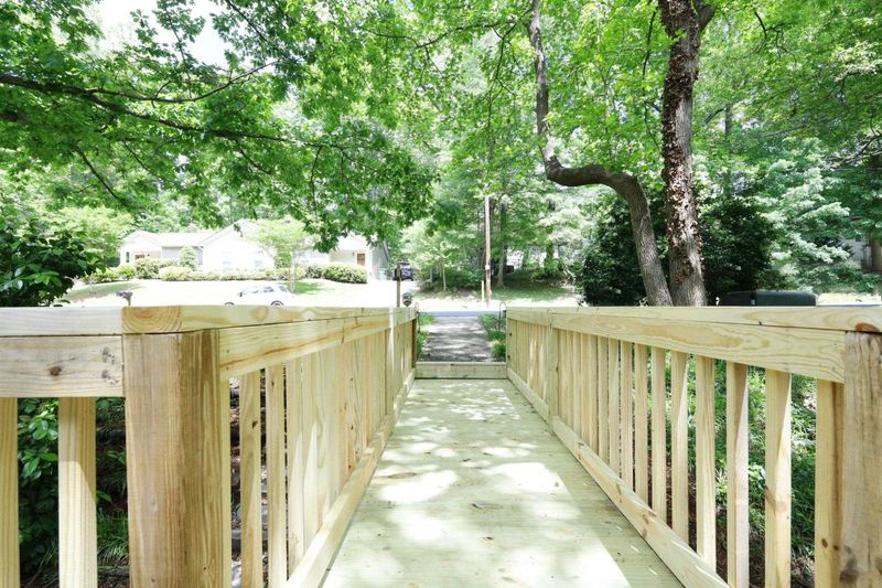 111 Gregory Dr, Cary, NC 27513