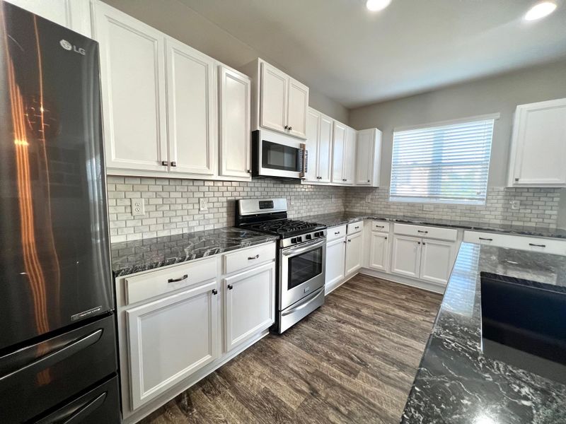 1110 Brook Bluff Rd, Knightdale, NC 27545