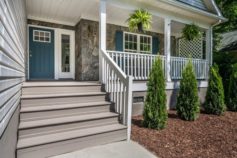1110 Sagamore Dr, Louisburg, NC 27549
