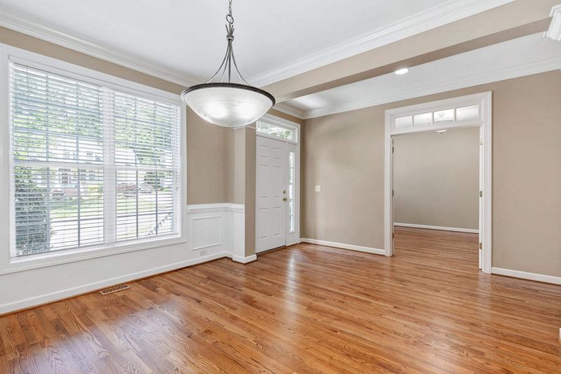 113 Myers Farm Ct, Cary, NC 27519
