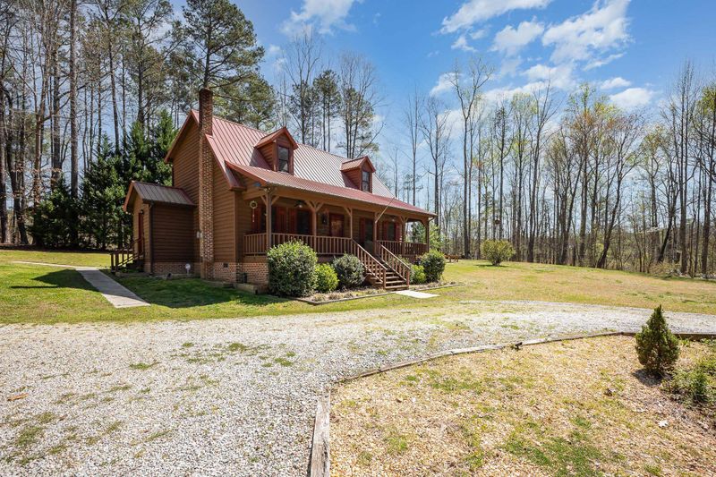 113 Nottingham Ct, Youngsville, NC 27596