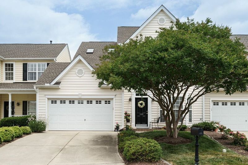 123 Hilda Grace Ln, Cary, NC 27519