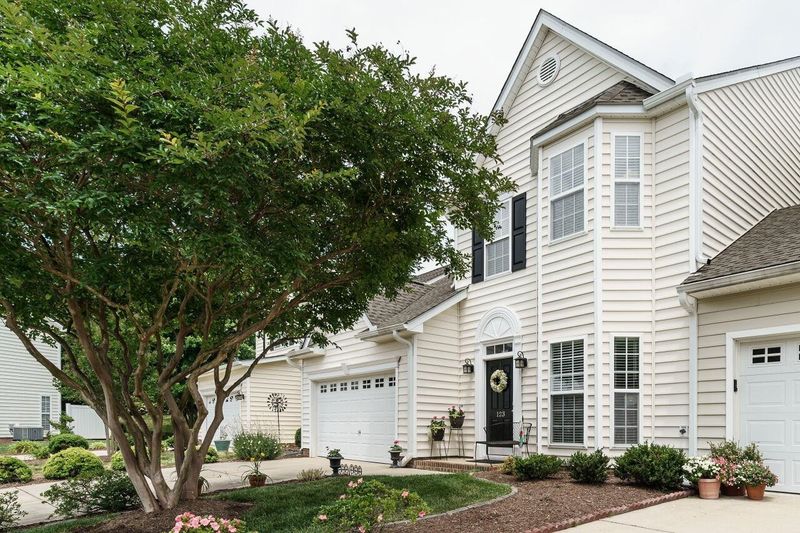 123 Hilda Grace Ln, Cary, NC 27519