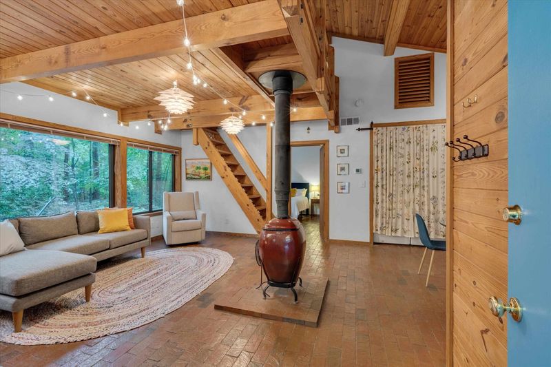 126 Murdock Rd, Hillsborough, NC 27278