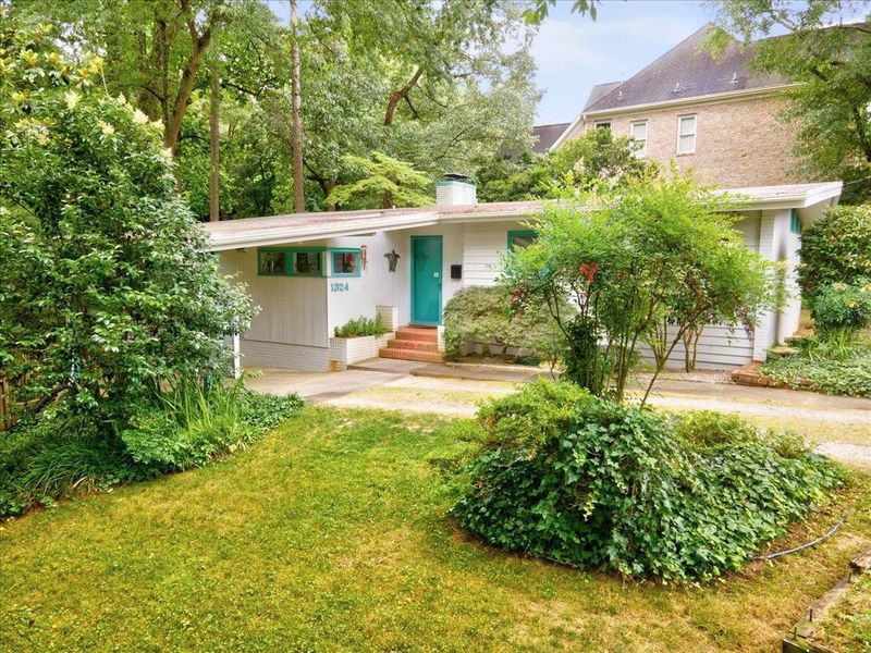 1324 Mayfair Rd, Raleigh, NC 27608