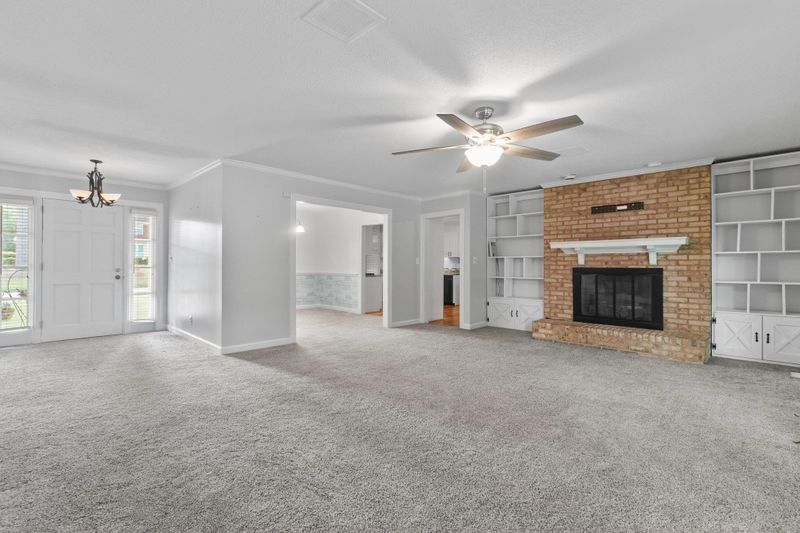1603 Lakeshore Dr, Dunn, NC 28334
