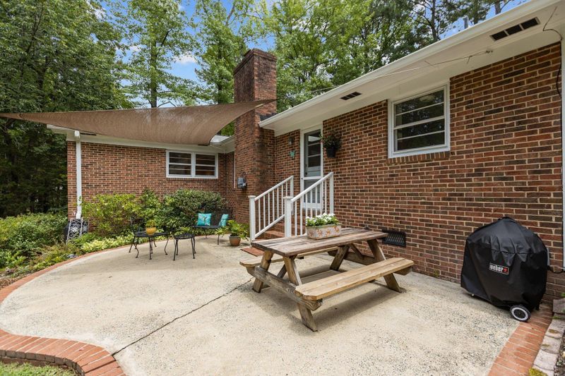 1608 Kent St, Durham, NC 27707