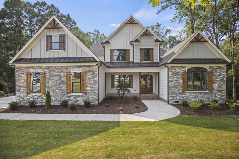 1612 Sweetwater Ln, Raleigh, NC 27610