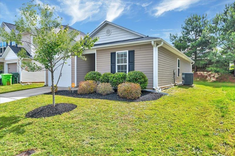 1621 Brownairs Ln, Raleigh, NC 27610