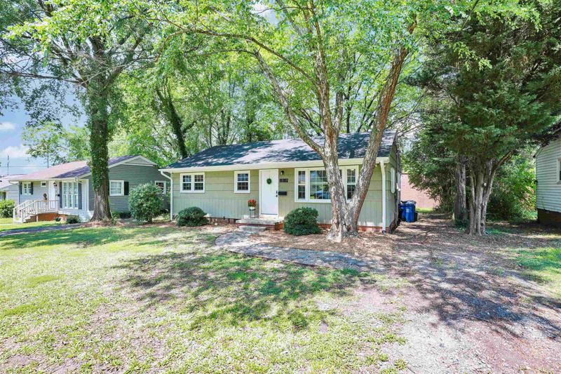 1710 Forest Rd, Durham, NC 27705