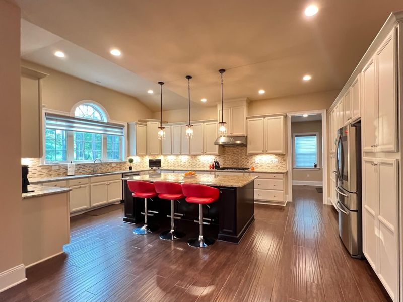 180 Cloverdale Rd, Apex, NC 27523