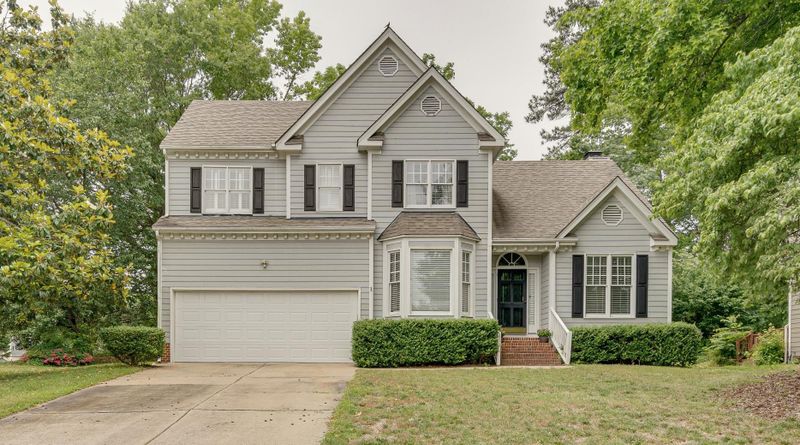 2001 Muirfield Village Way, Raleigh, NC 27604