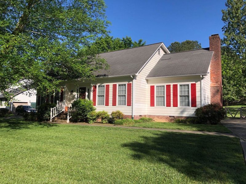 2002 Umstead Rd, Durham, NC 27712