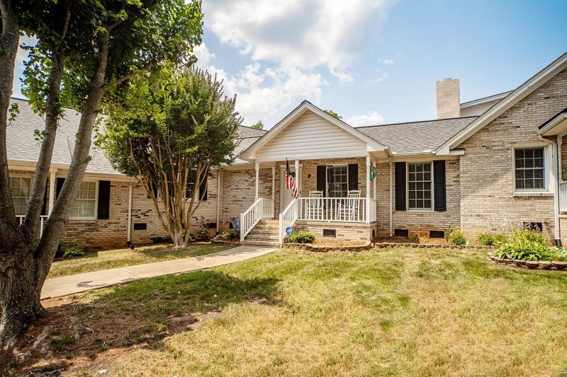 2019 S Mebane St #F, Burlington, NC 27215