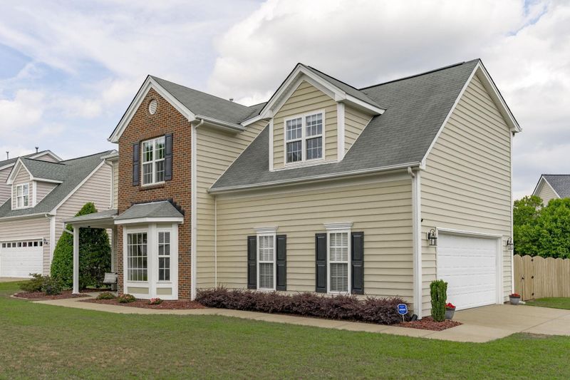 2036 Weaverline Dr, Fuquay Varina, NC 27526