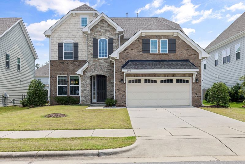205 Fawnwood Acres Dr, Apex, NC 27539