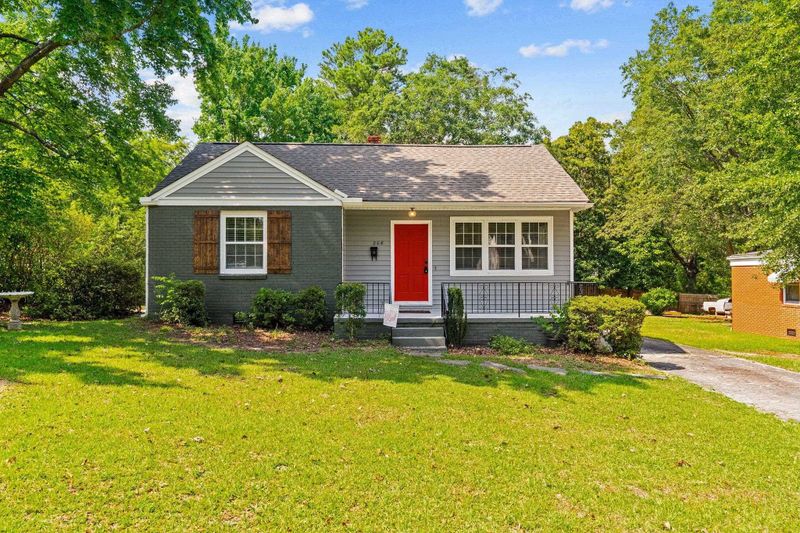 208 W Ransom St, Fuquay Varina, NC 27526