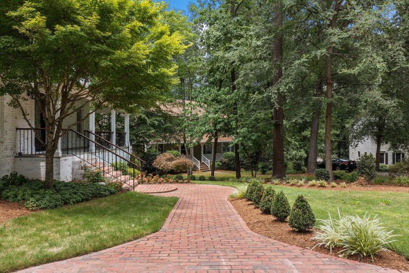 21 Chancery Pl, Durham, NC 27707