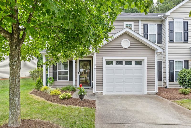 2104 Raj Dr, Durham, NC 27703