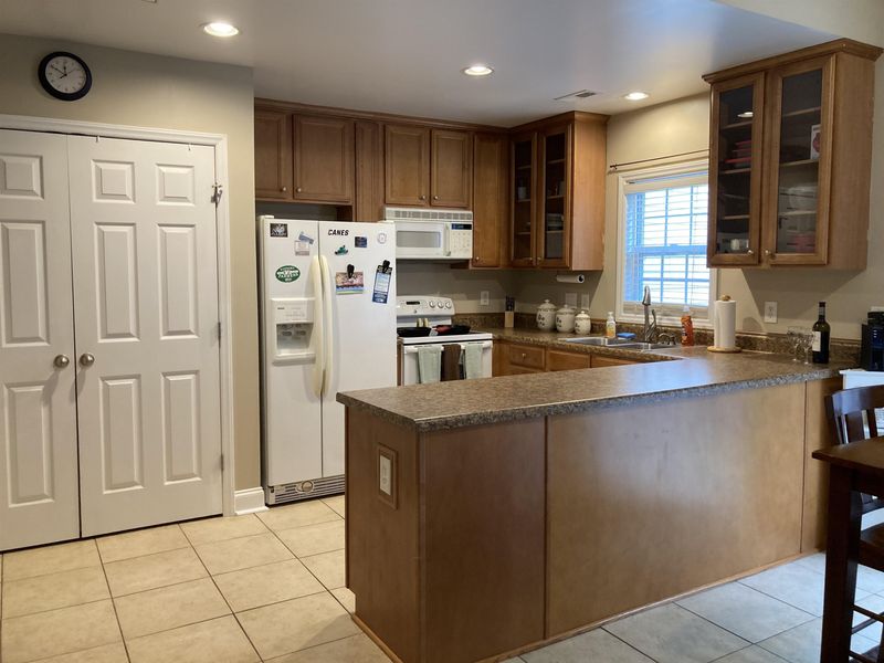 2111 Piney Brook Rd #106, Raleigh, NC 27614