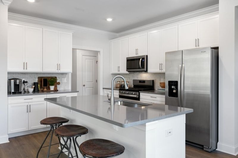 2137 Cherry Top Dr, Fuquay Varina, NC 27526