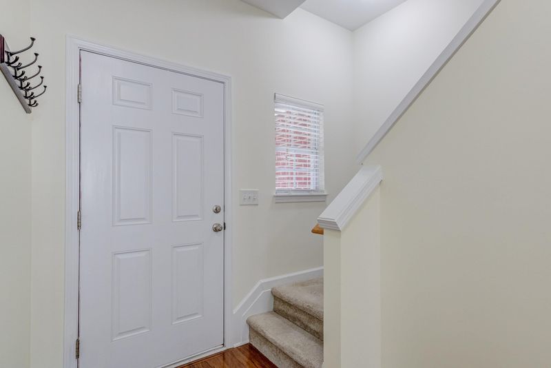 219 Grindstone Dr, Apex, NC 27502