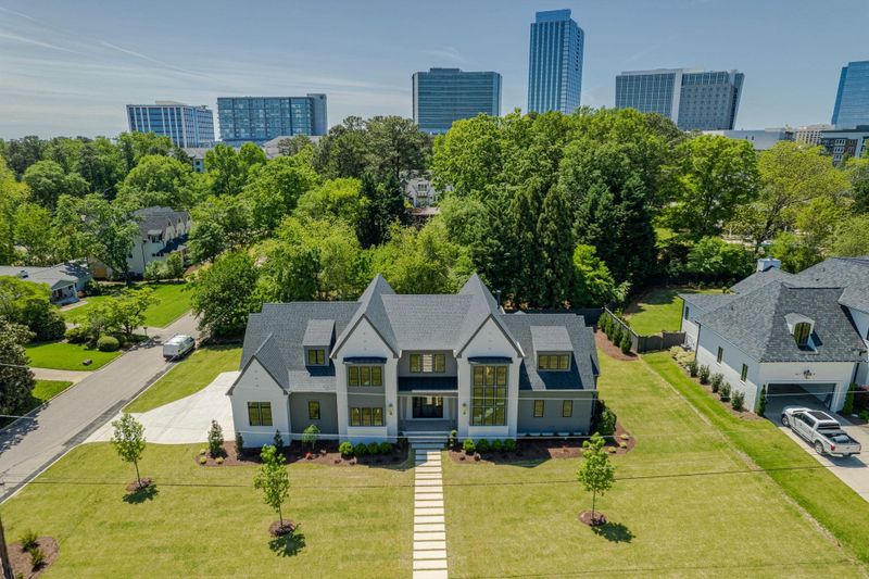 234 Lynwood Ln, Raleigh, NC 27609
