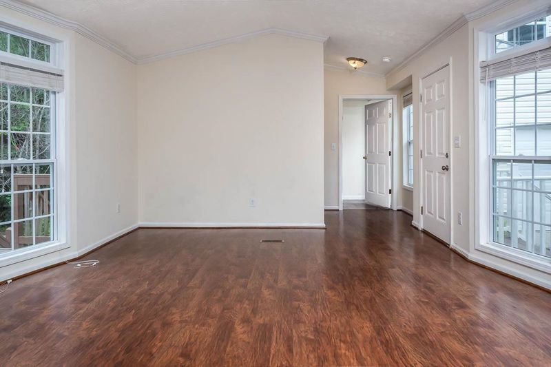 2612 Lineberry Dr, Raleigh, NC 27603