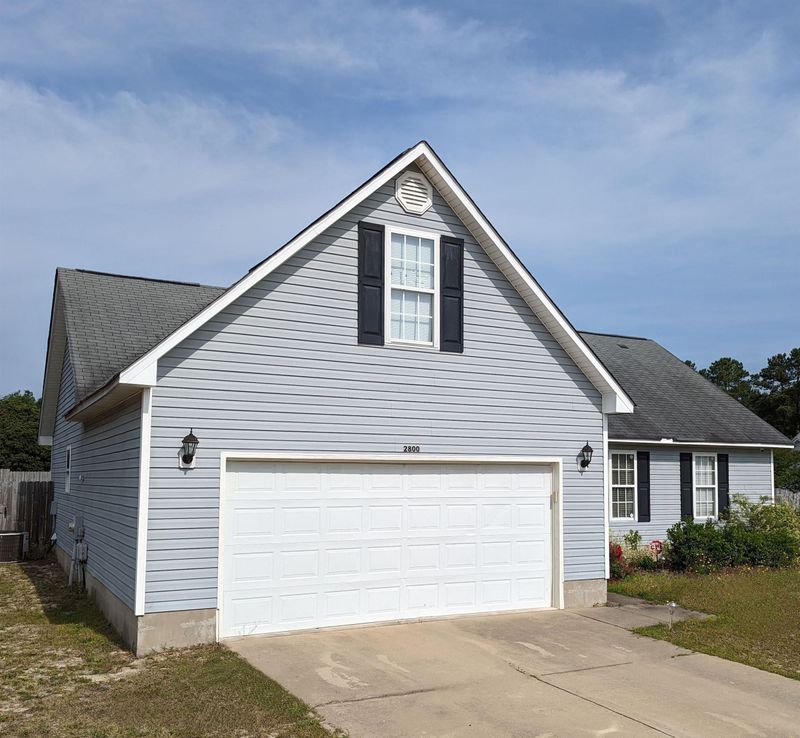 2800 Spring Cress Dr, Hope Mills, NC 28348