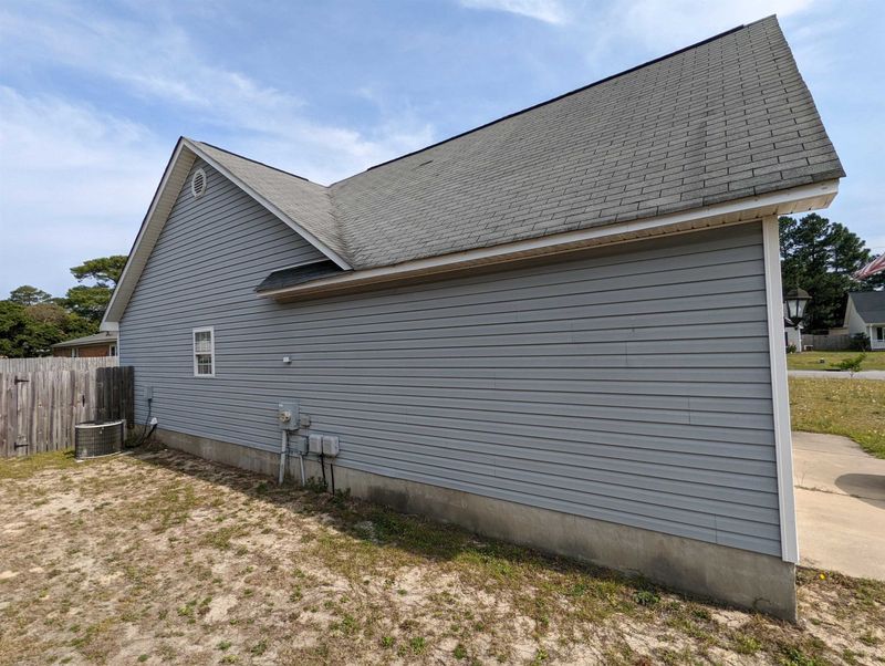 2800 Spring Cress Dr, Hope Mills, NC 28348