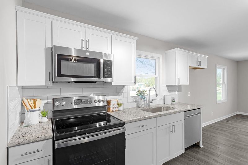 289 Christopher Dr, Burlington, NC 27217
