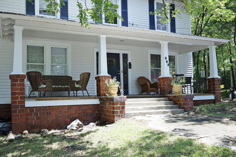 302 Henderson St, Chapel Hill, NC 27514