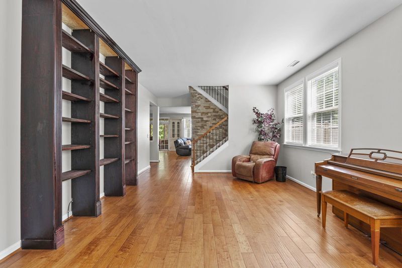 324 Apple Drupe Way, Holly Springs, NC 27540