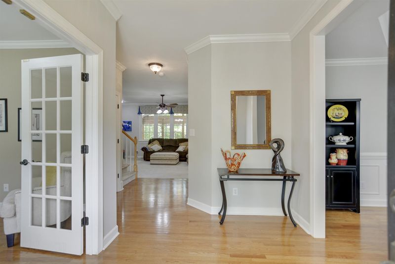 328 Chanticlair Dr, Apex, NC 27502