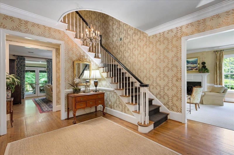 3340 Alleghany Dr, Raleigh, NC 27609