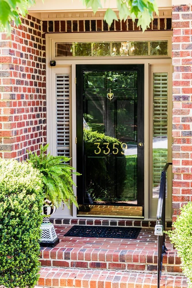 3359 Ridgecrest Ct, Raleigh, NC 27607