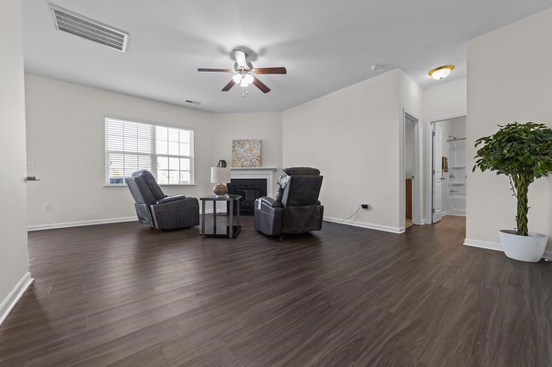 346 Sapphire Rd, Burlington, NC 27215
