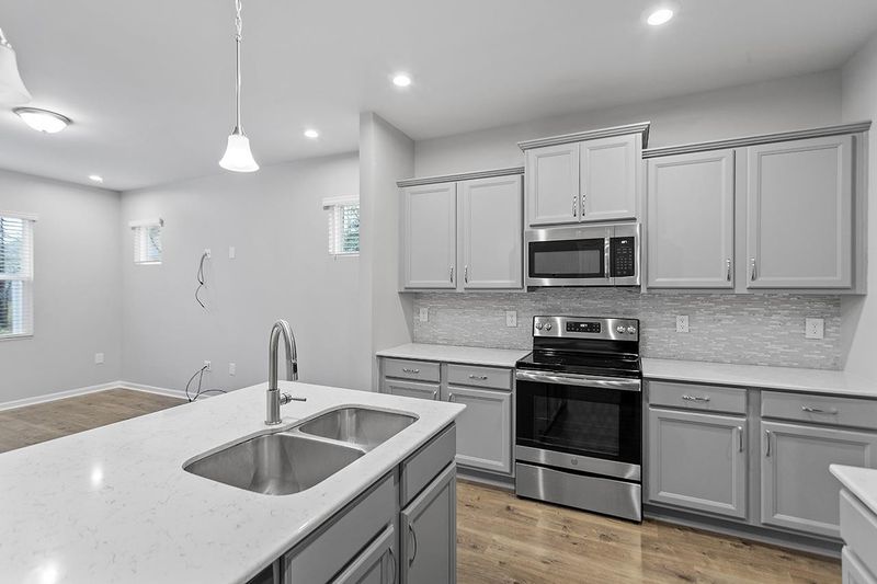 3657 Durwood Ln, Raleigh, NC 27604