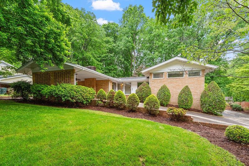 3725 Vesta Dr, Raleigh, NC 27603