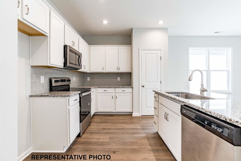 386 Sturgeon St, Smithfield, NC 27577