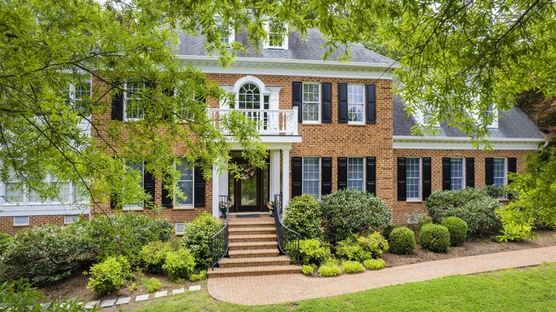 4 Windrow Pl, Durham, NC 27705