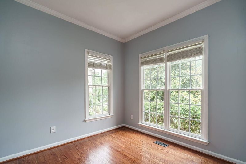 404 Silvergrove Dr, Cary, NC 27513